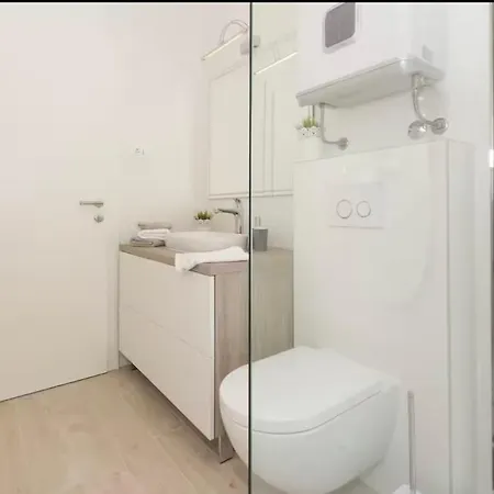 Appartement New Near 123 *