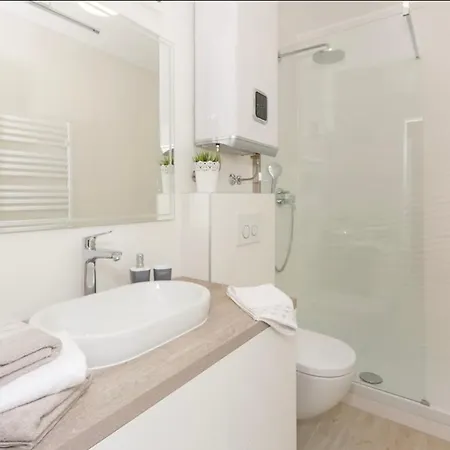 New Near 123 Appartement Split