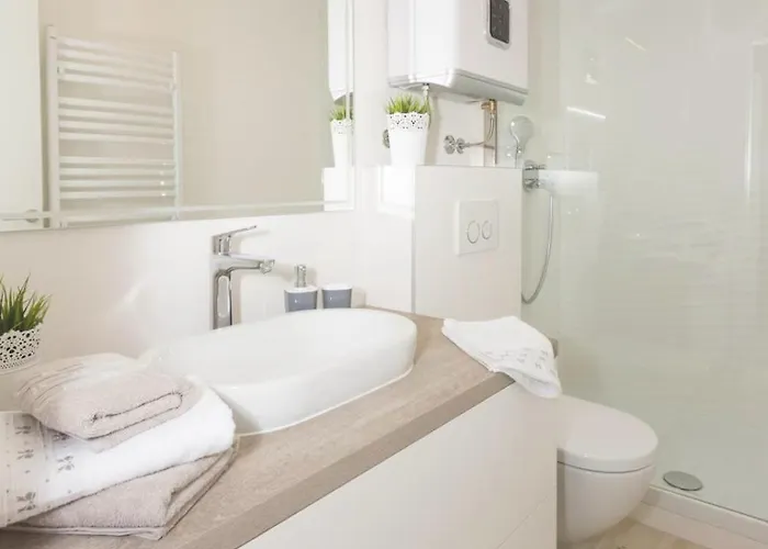 Apartment New Near 123 Split