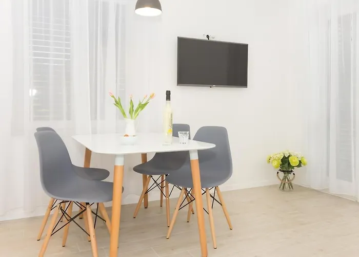 Apartment New Near 123 Split