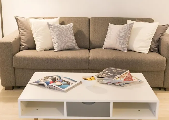 New Near 123 Apartment Split