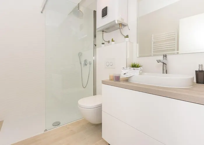 New Near 123 Apartment