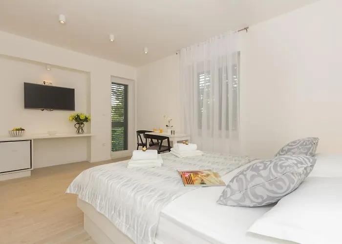 Apartment New Near 123
