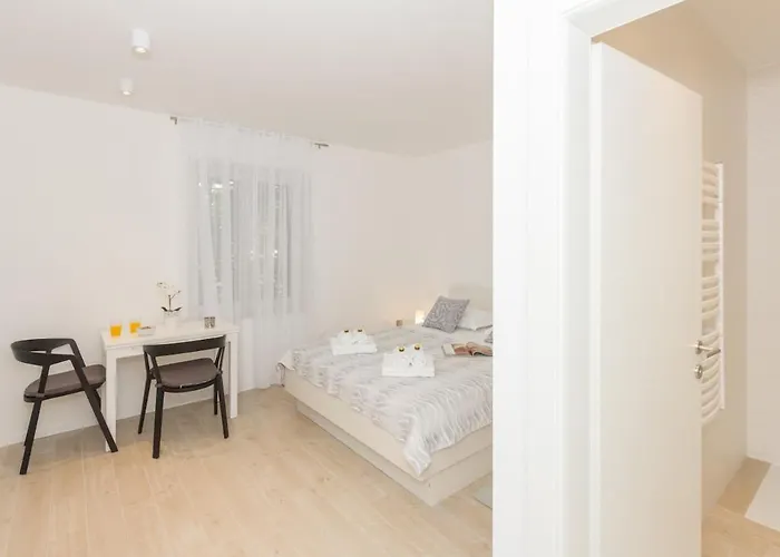 Apartment New Near 123