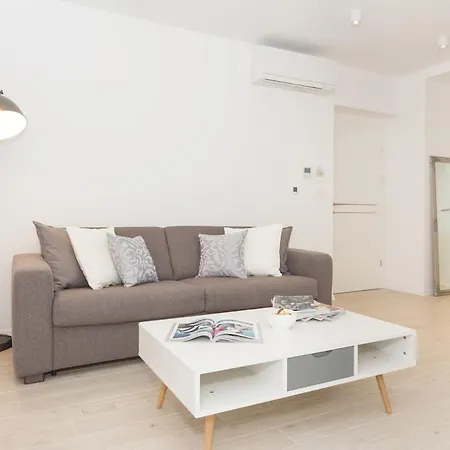 Apartman New Near 123 Split